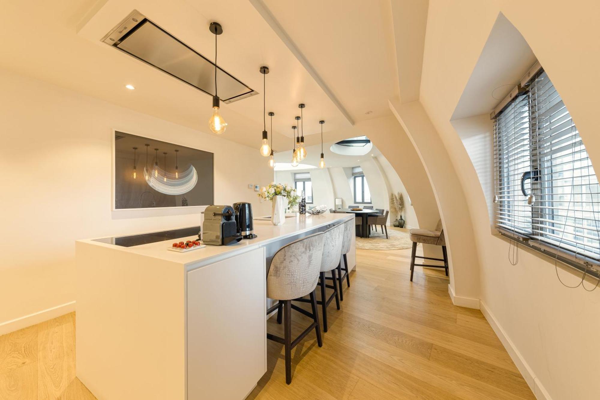 Triplex Penthouse In The City Center Брюссель Экстерьер фото
