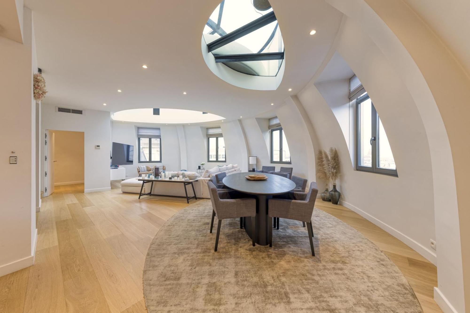 Triplex Penthouse In The City Center Брюссель Экстерьер фото
