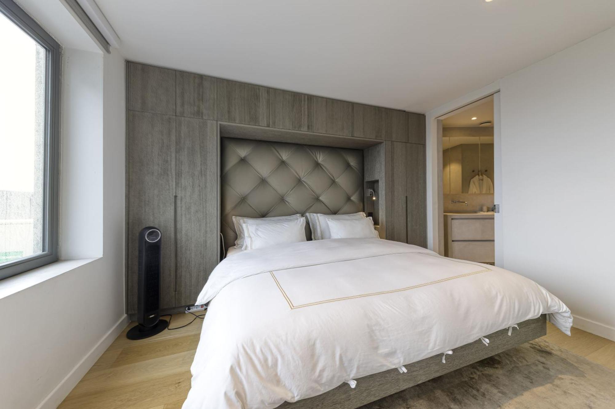 Triplex Penthouse In The City Center Брюссель Экстерьер фото